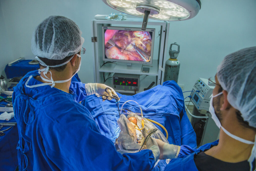 Cirurgia por videolaparoscopia com Dr. Wenner Sávio - Urologista em Petrolina